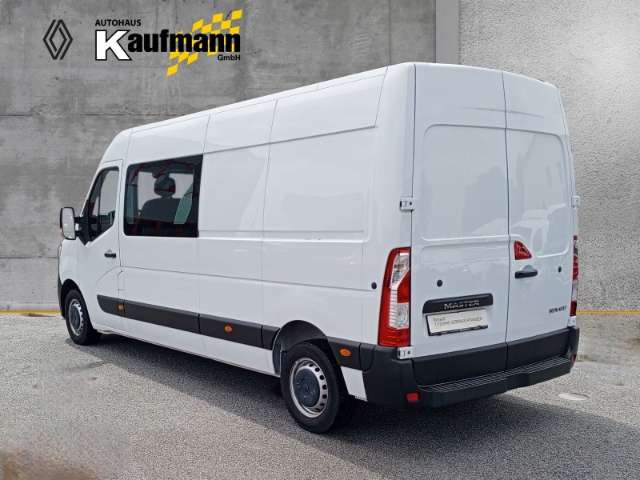 Fahrzeugbild eines Renault Master