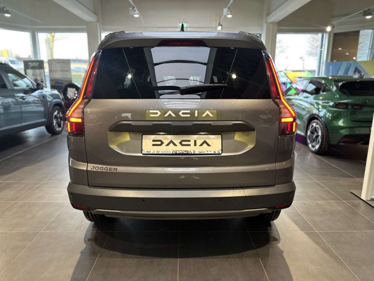 Fahrzeugbild eines Dacia Jogger