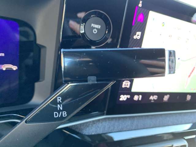 Fahrzeugbild eines Renault 5 E-TECH