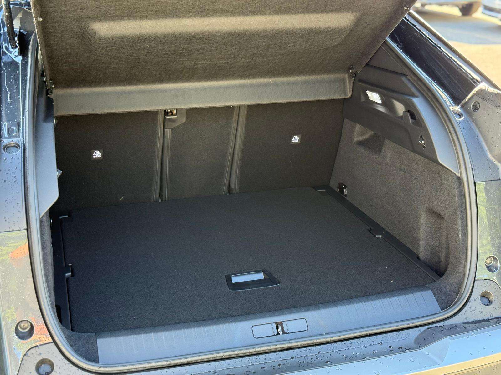 Fahrzeugbild eines Peugeot 3008