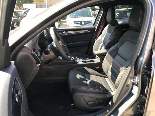 Fahrzeugbild eines Renault Arkana