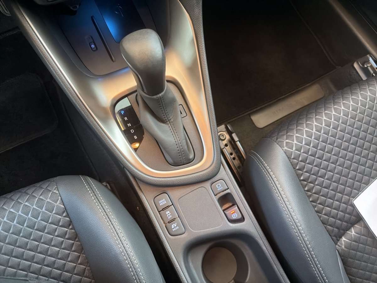 Fahrzeugbild eines Mazda Mazda2 Hybrid