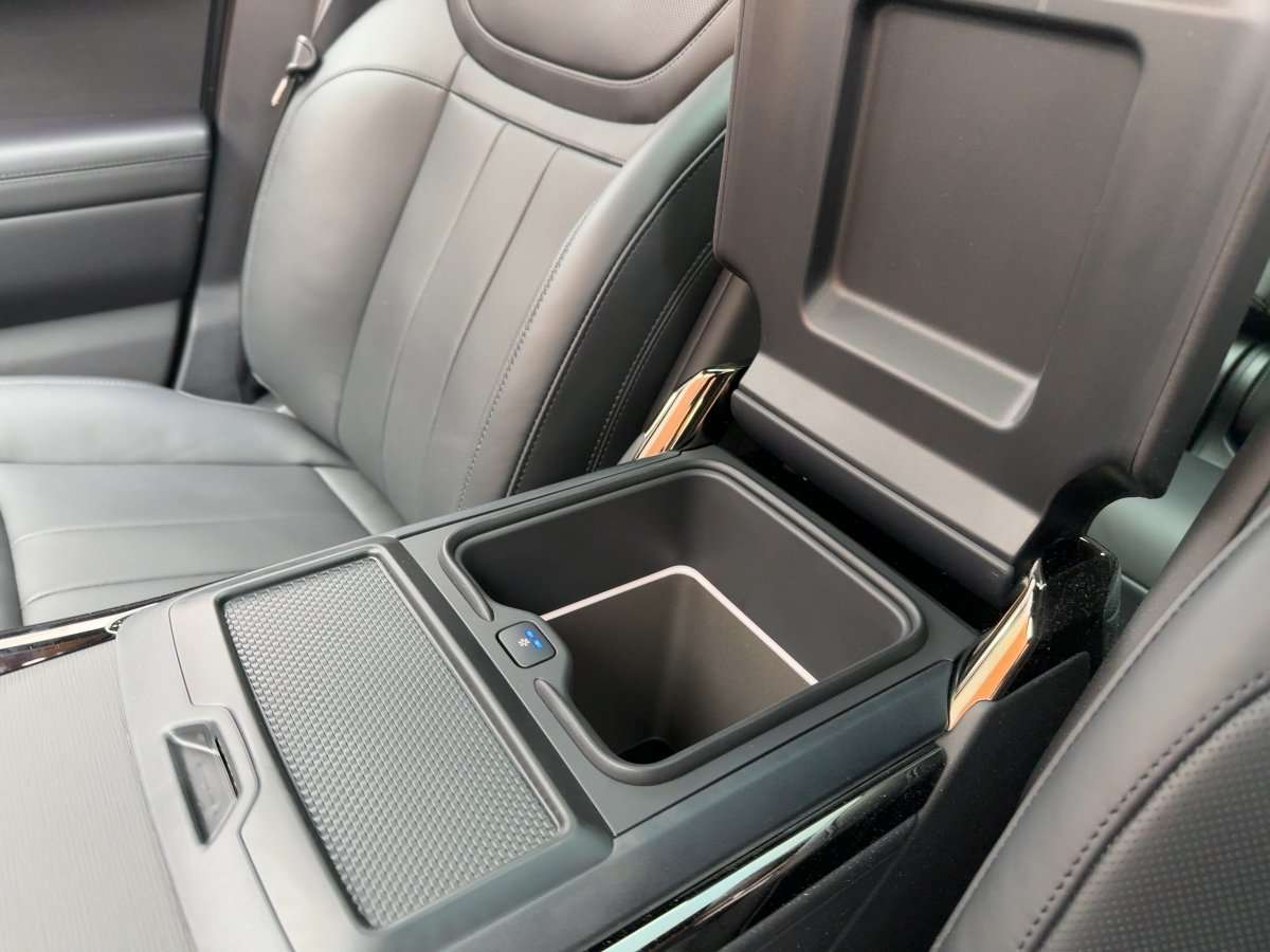 Fahrzeugbild eines Land Rover Range Rover Sport