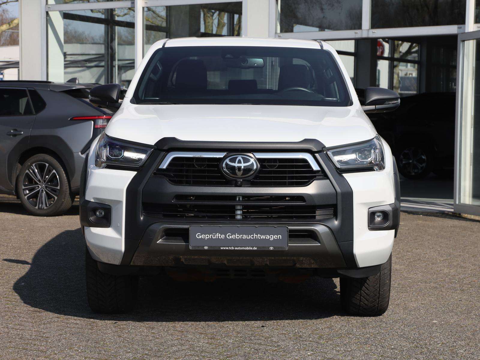 Fahrzeugbild eines Toyota Hilux
