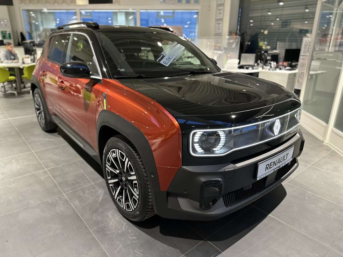 Fahrzeugbild eines Renault 4 E-TECH