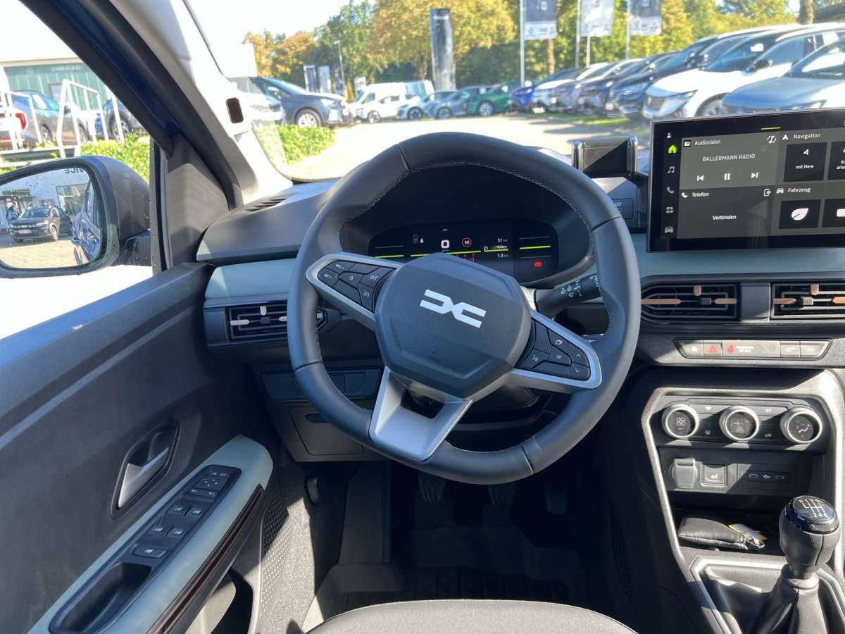 Fahrzeugbild eines Dacia Sandero