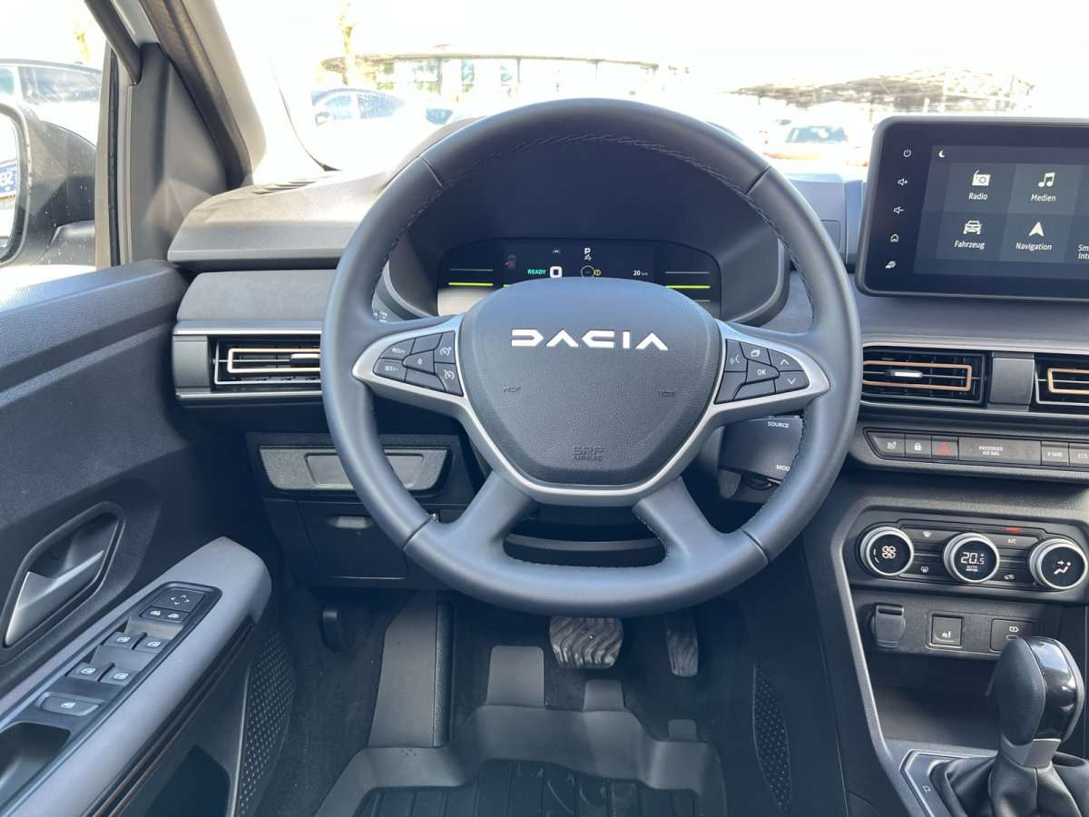 Fahrzeugbild eines Dacia Jogger