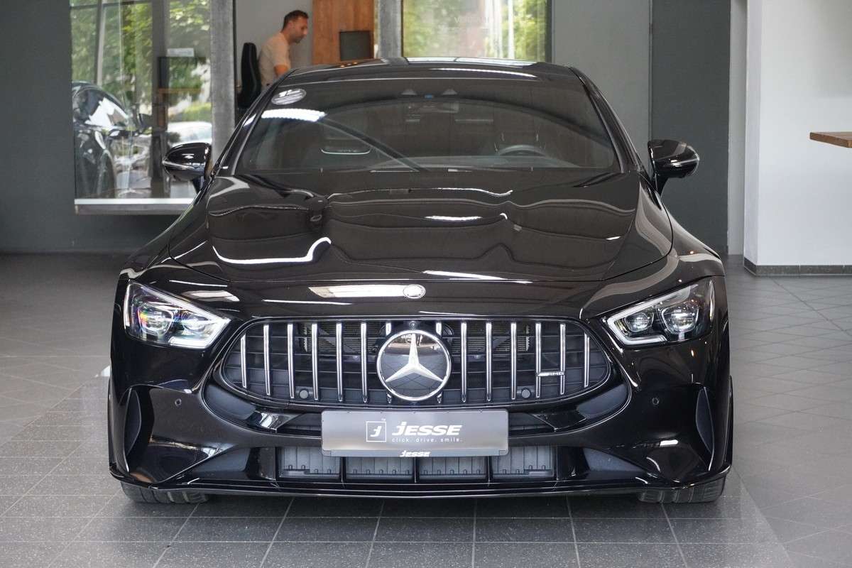 Fahrzeugbild eines Mercedes-Benz AMG GT