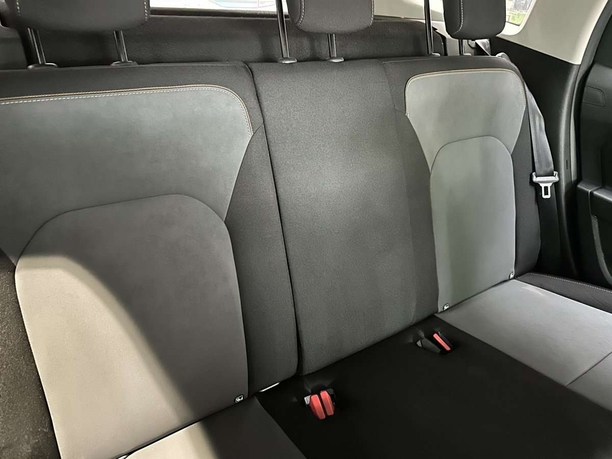 Fahrzeugbild eines Dacia Duster