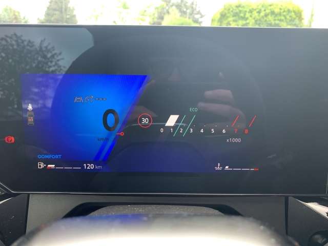 Fahrzeugbild eines Renault Clio