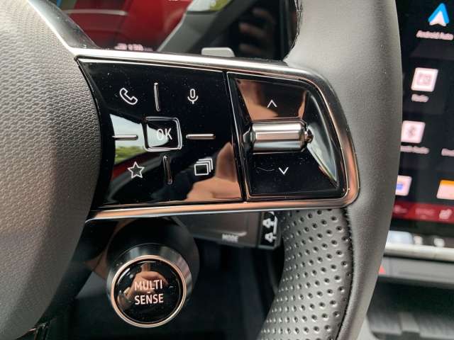 Fahrzeugbild eines Renault Scenic E-TECH