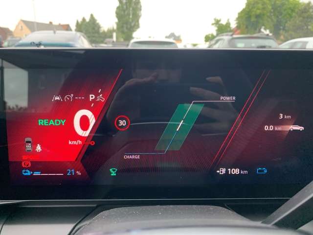 Fahrzeugbild eines Renault Megane E-TECH