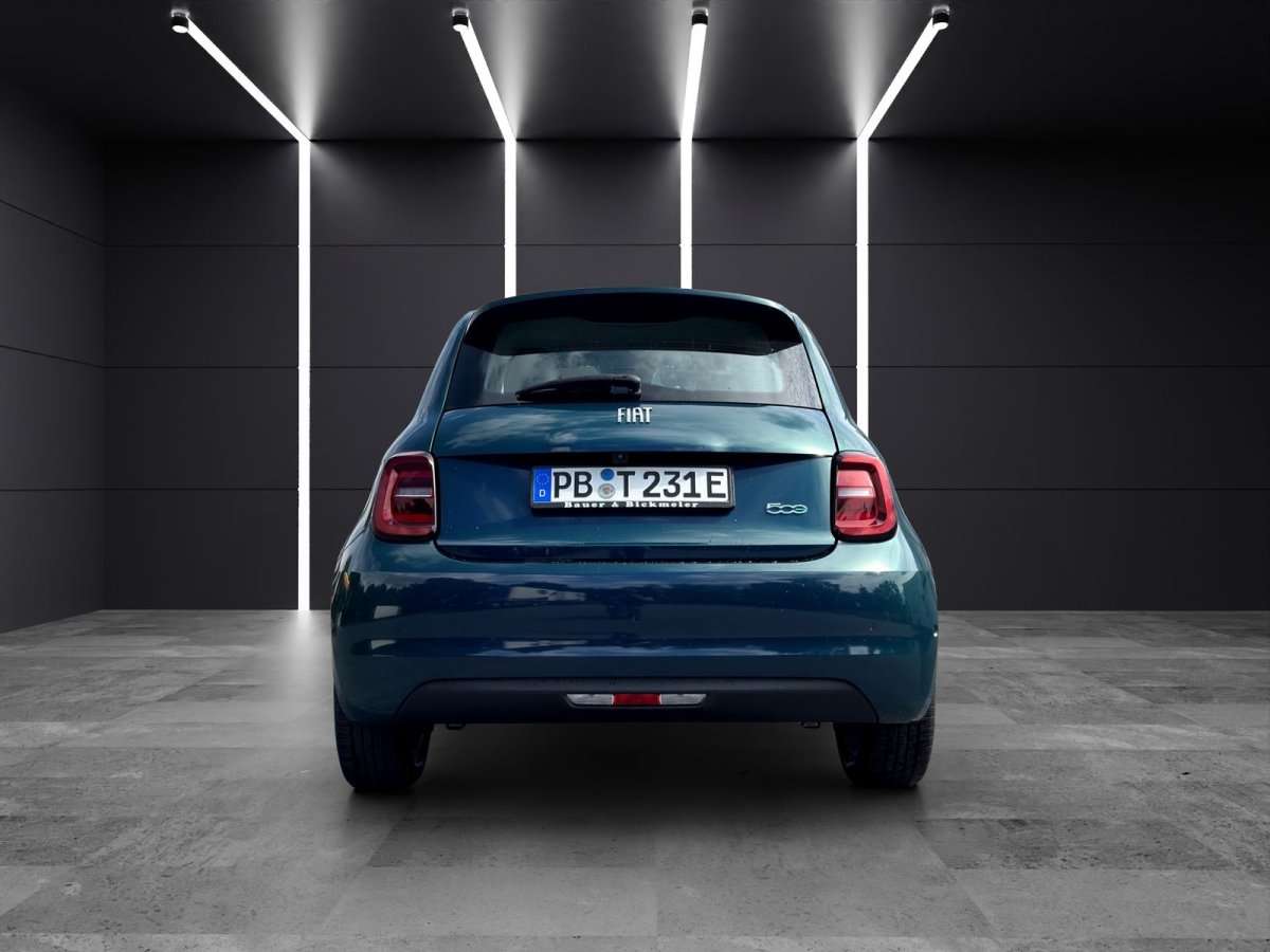 Fahrzeugbild eines Fiat 500