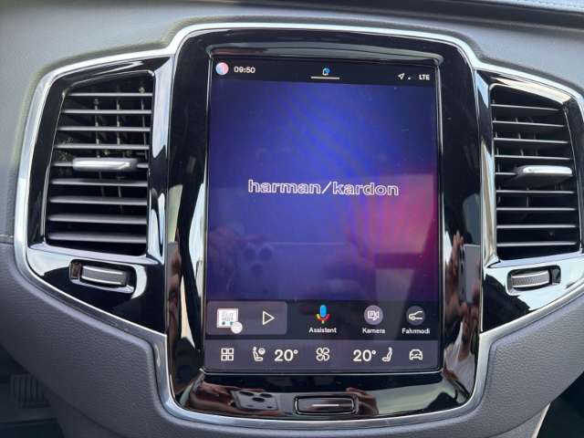 Fahrzeugbild eines Volvo XC90
