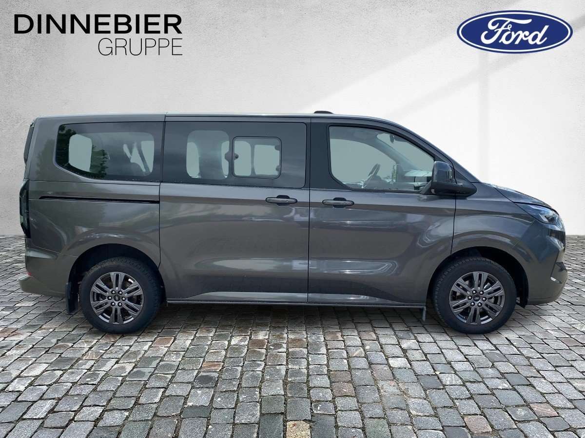 Fahrzeugbild eines Ford Tourneo Custom