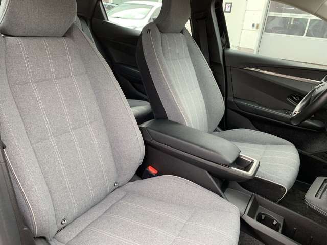 Fahrzeugbild eines Renault Megane E-TECH