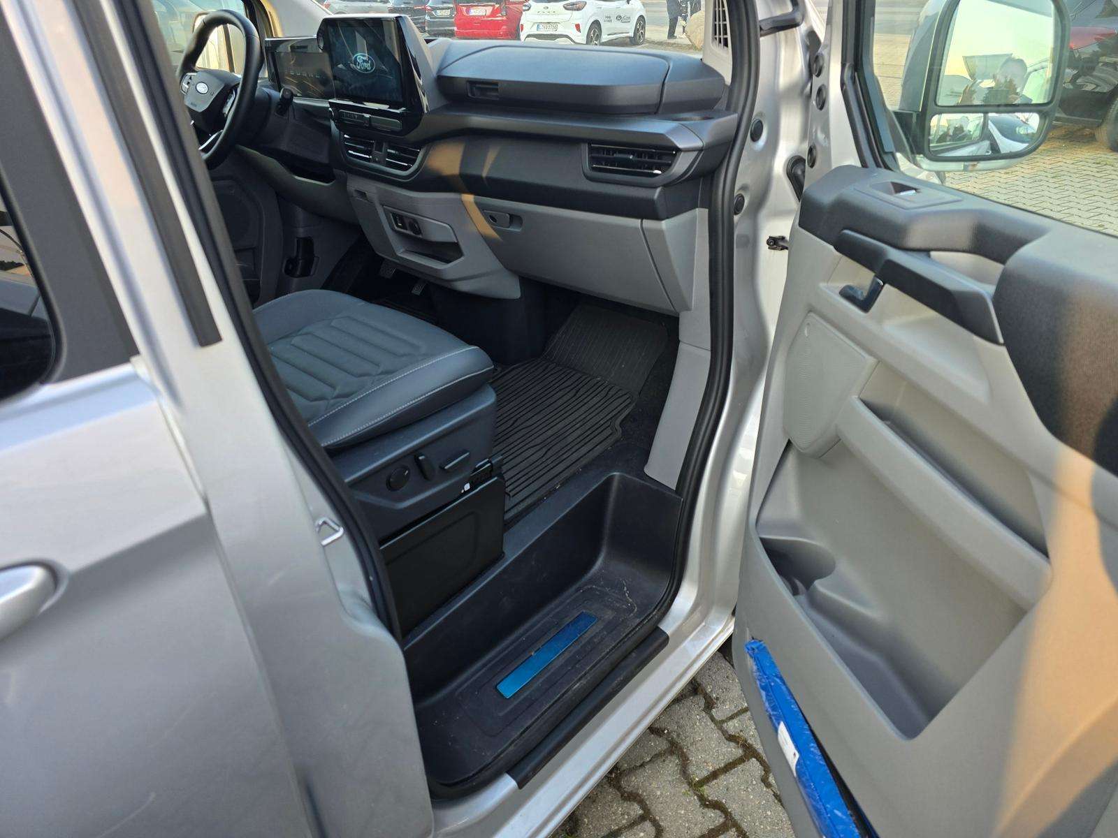 Fahrzeugbild eines Ford Tourneo Custom