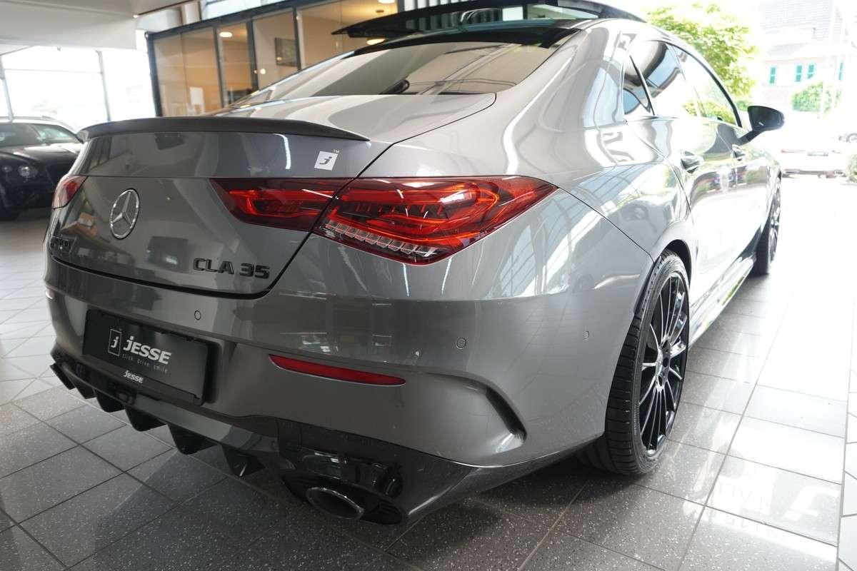 Fahrzeugbild eines Mercedes-Benz CLA