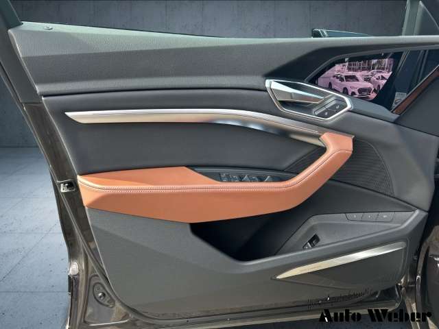 Fahrzeugbild eines Audi Q8