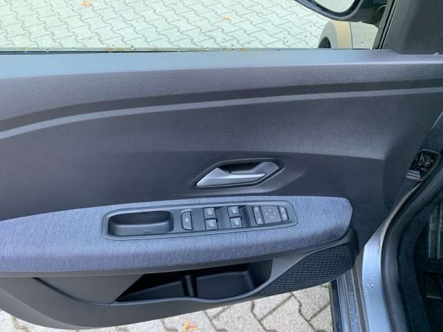 Fahrzeugbild eines Dacia Jogger