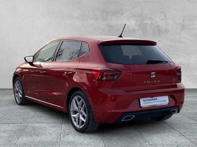 Fahrzeugbild eines SEAT Ibiza