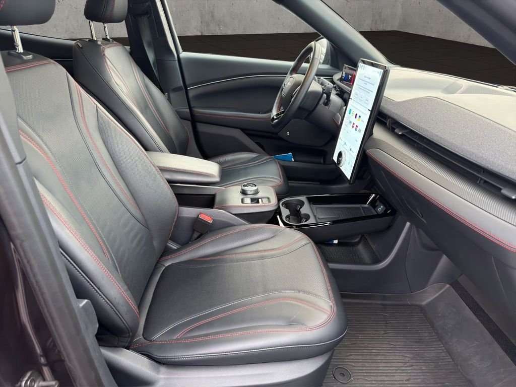 Fahrzeugbild eines Ford Mustang Mach-E