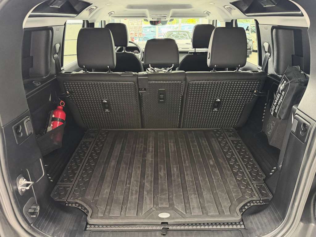Fahrzeugbild eines Land Rover Defender