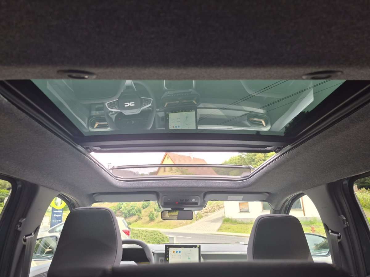 Fahrzeugbild eines Dacia Bigster