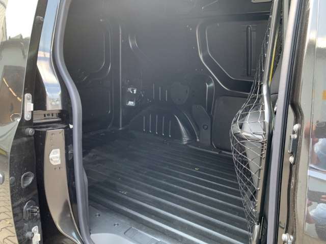 Fahrzeugbild eines Renault Express