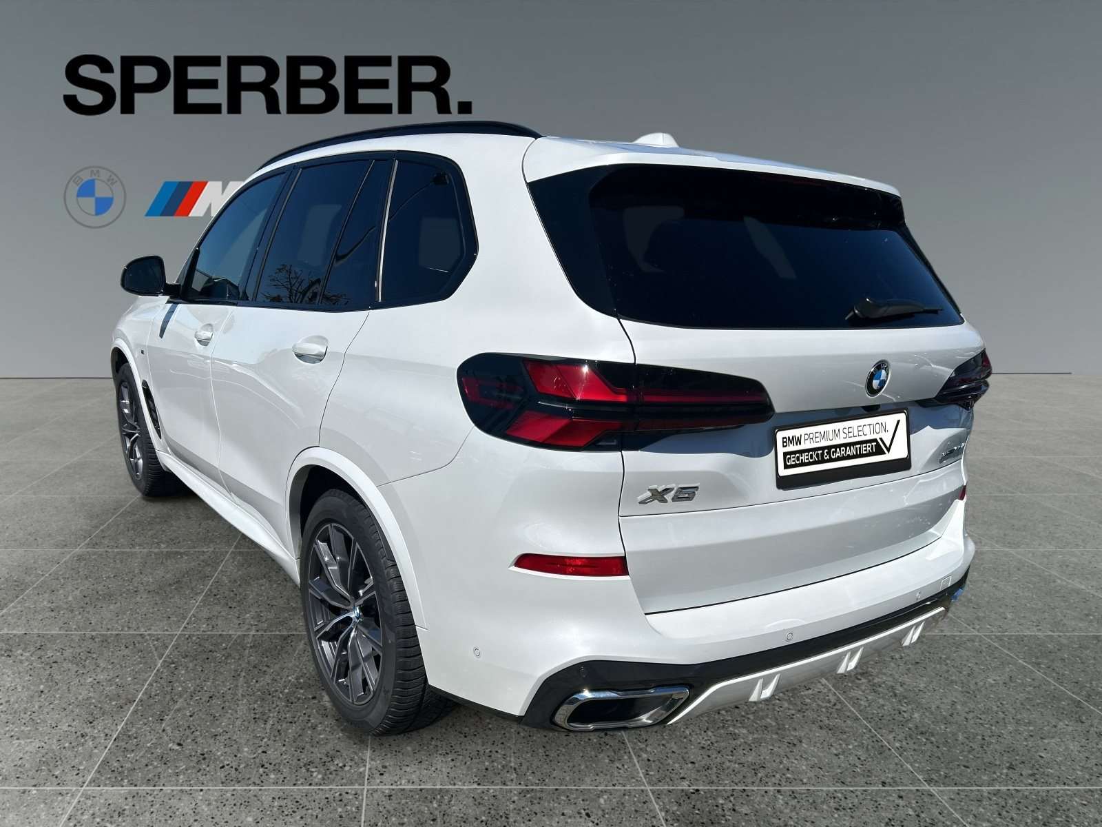 Fahrzeugbild eines BMW X5