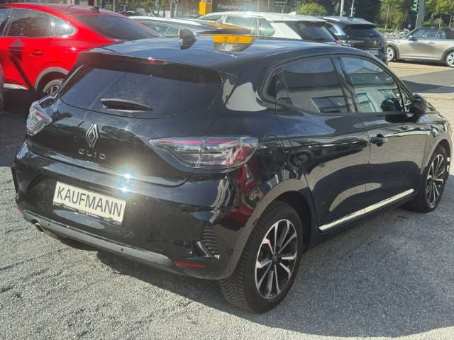 Fahrzeugbild eines Renault Clio