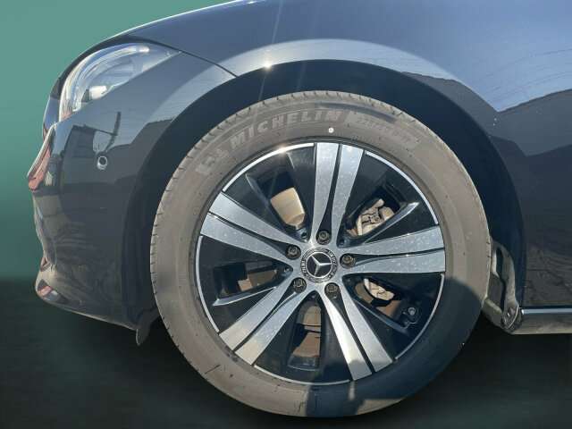 Fahrzeugbild eines Mercedes-Benz C-Klasse