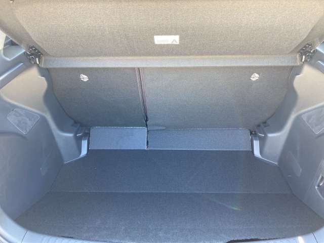 Fahrzeugbild eines Mazda Mazda2 Hybrid