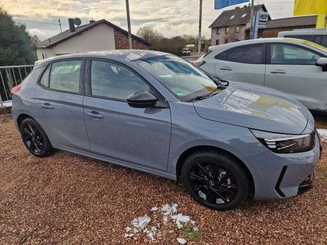 Fahrzeugbild eines Opel Corsa