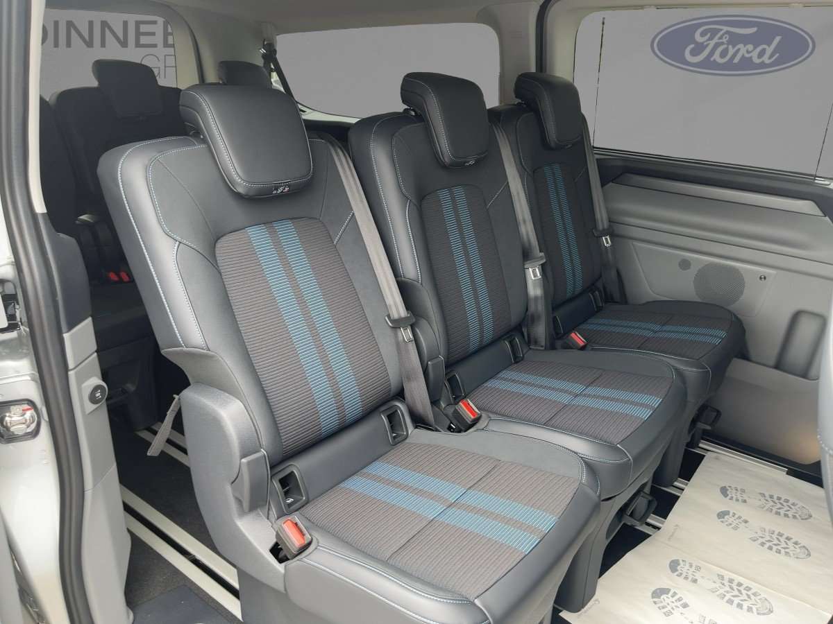 Fahrzeugbild eines Ford Tourneo Custom