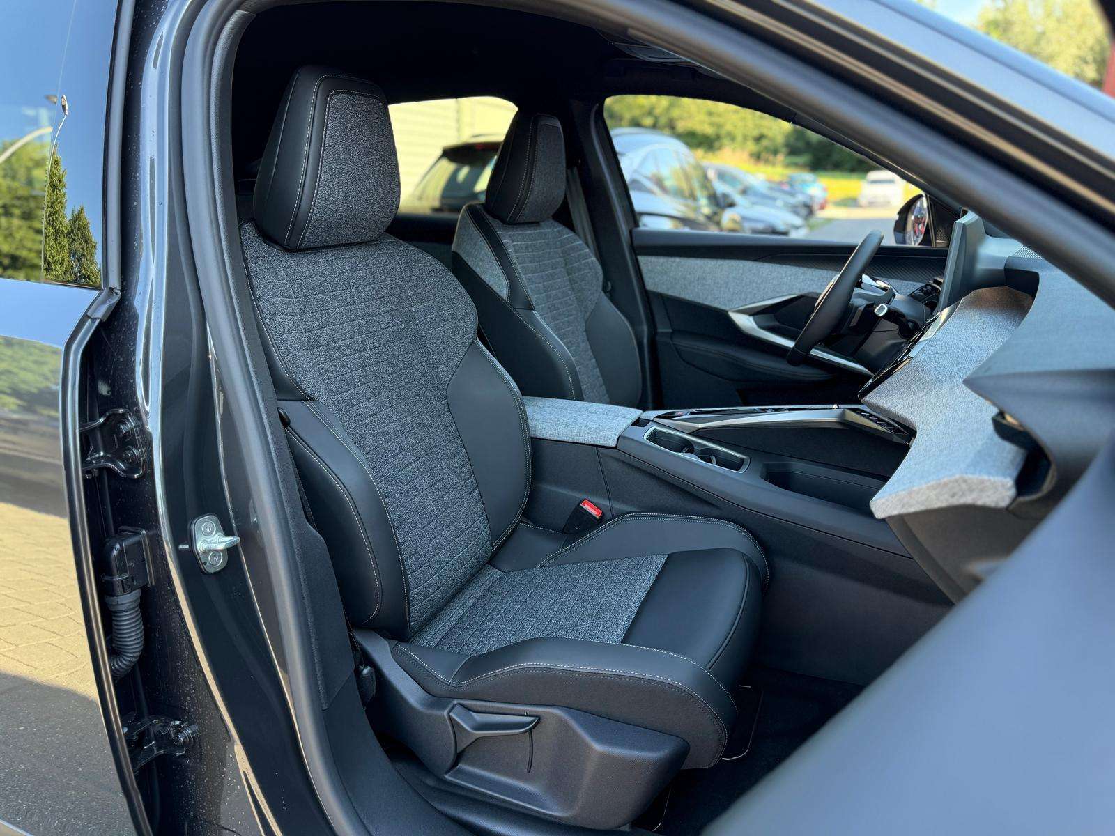 Fahrzeugbild eines Peugeot 3008