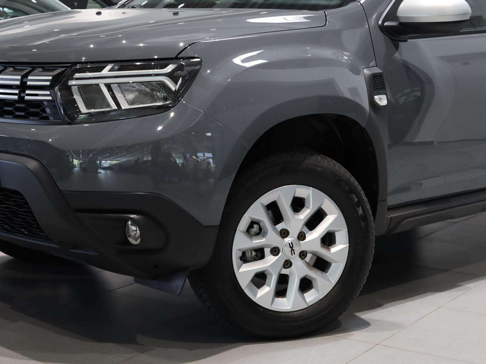Fahrzeugbild eines Dacia Duster