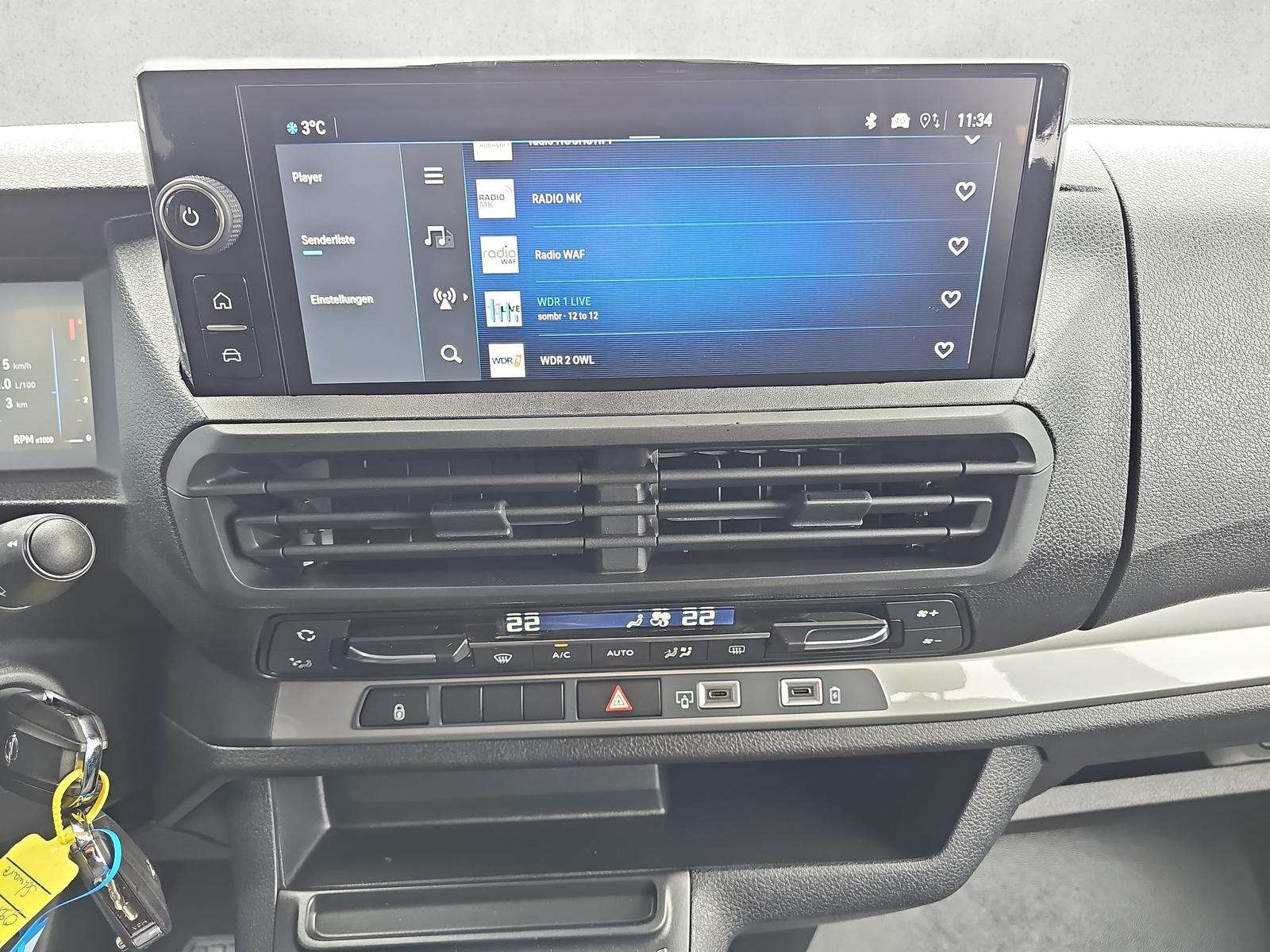 Fahrzeugbild eines Opel Vivaro