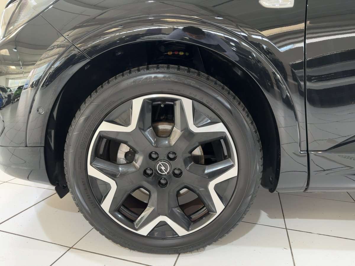 Fahrzeugbild eines Opel Grandland X