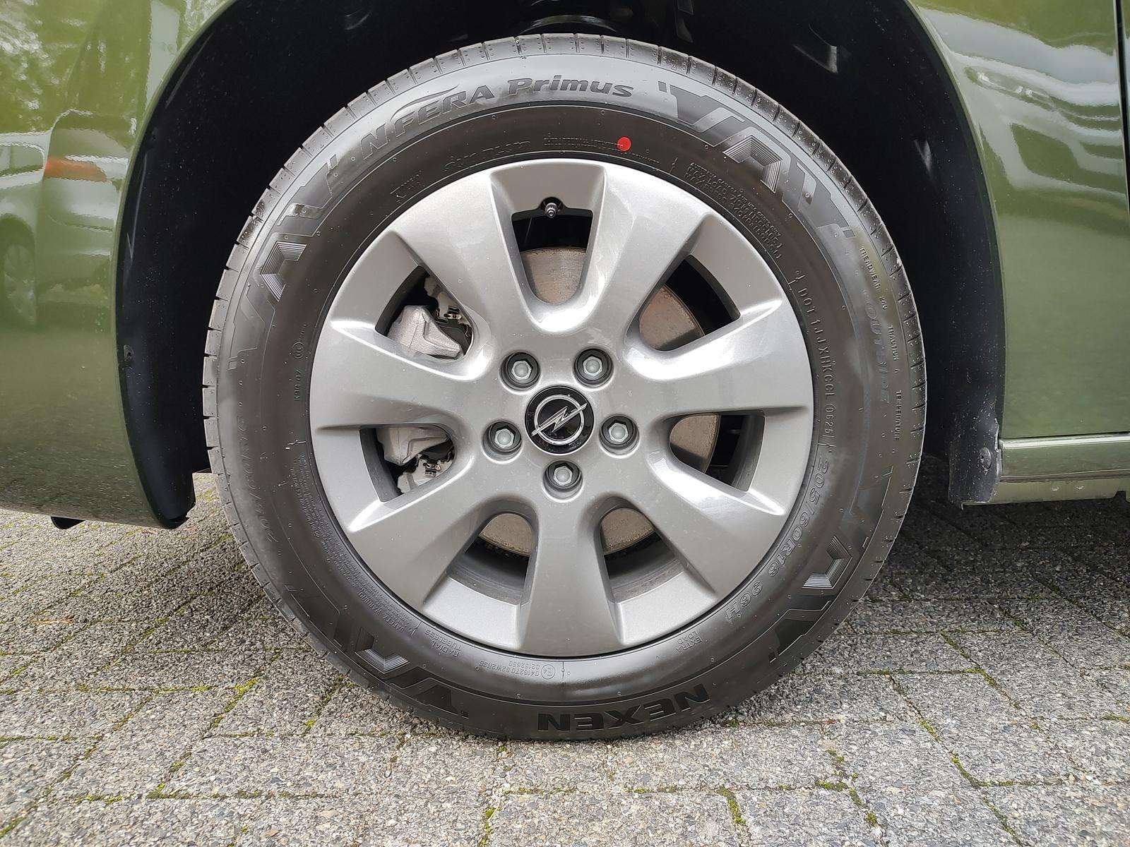 Fahrzeugbild eines Opel Combo Life