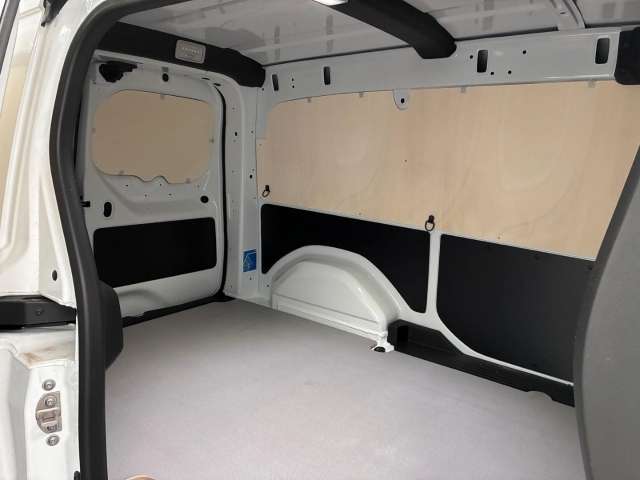 Fahrzeugbild eines Nissan Townstar