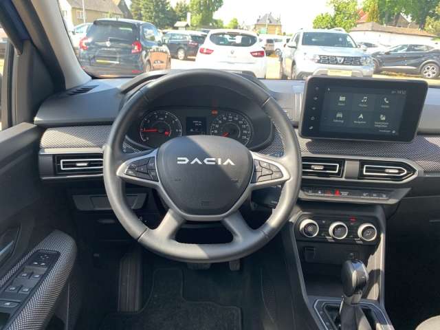 Fahrzeugbild eines Dacia Sandero