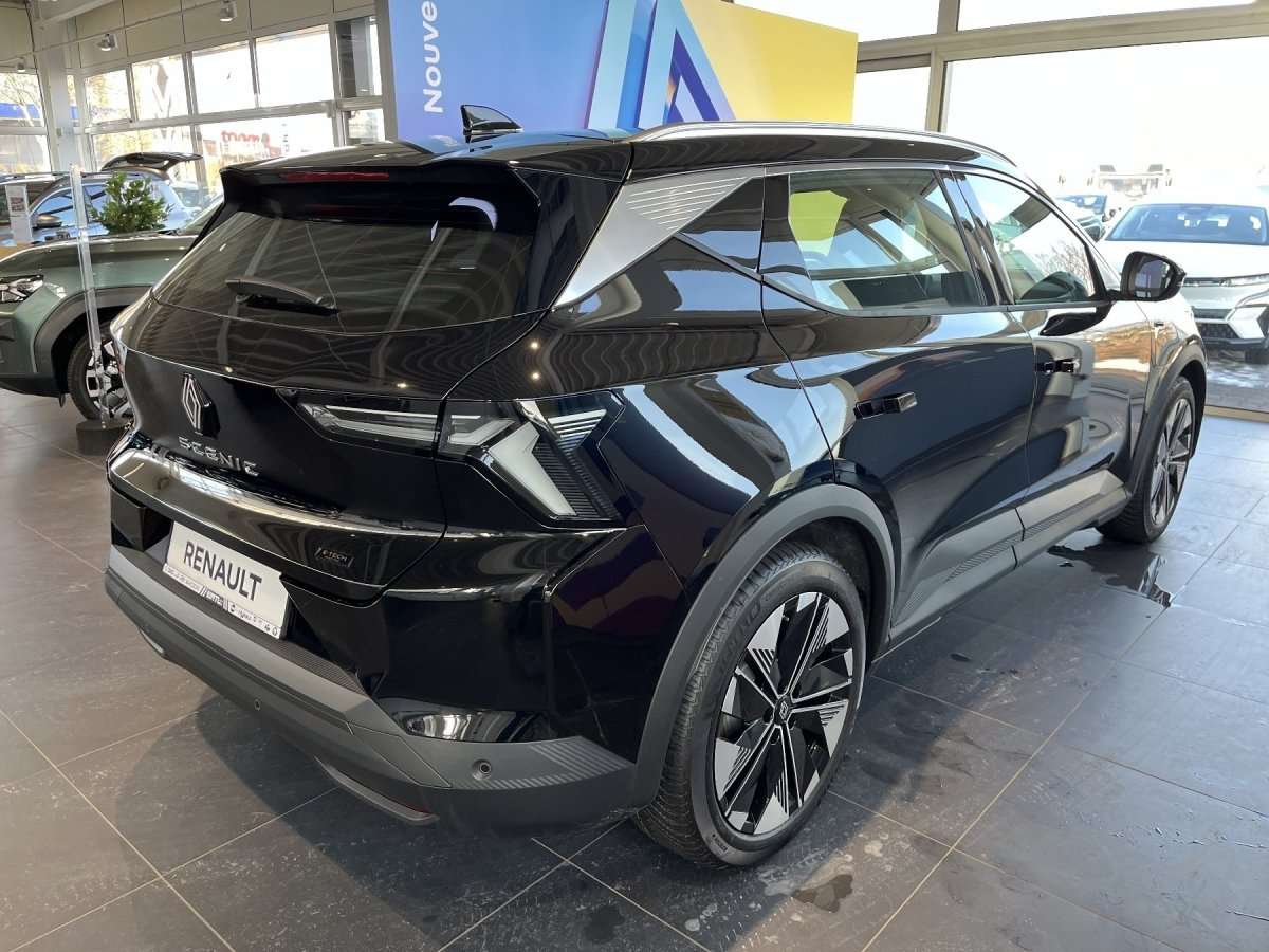 Fahrzeugbild eines Renault Scenic E-TECH