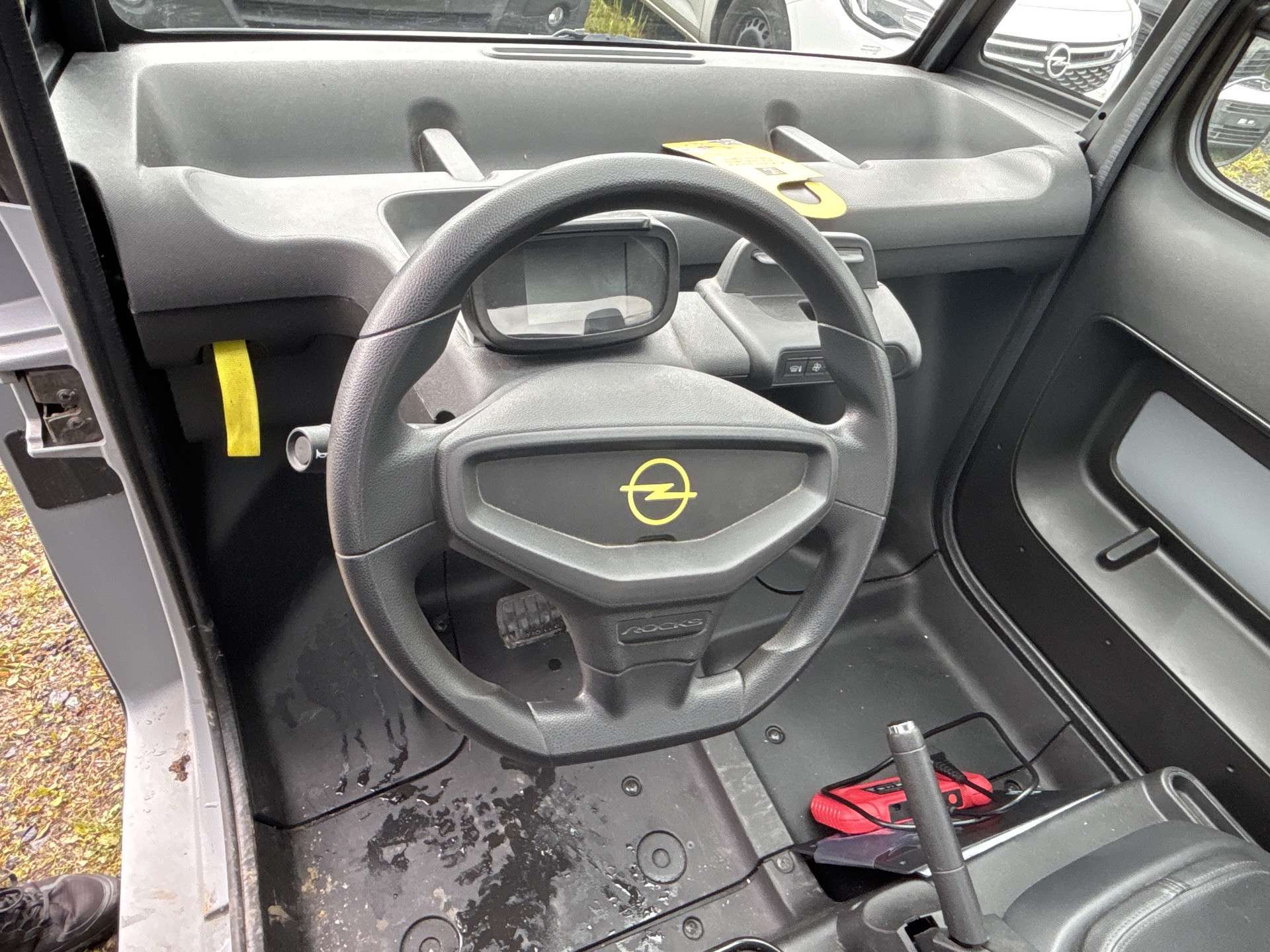 Fahrzeugbild eines Opel Rocks-e