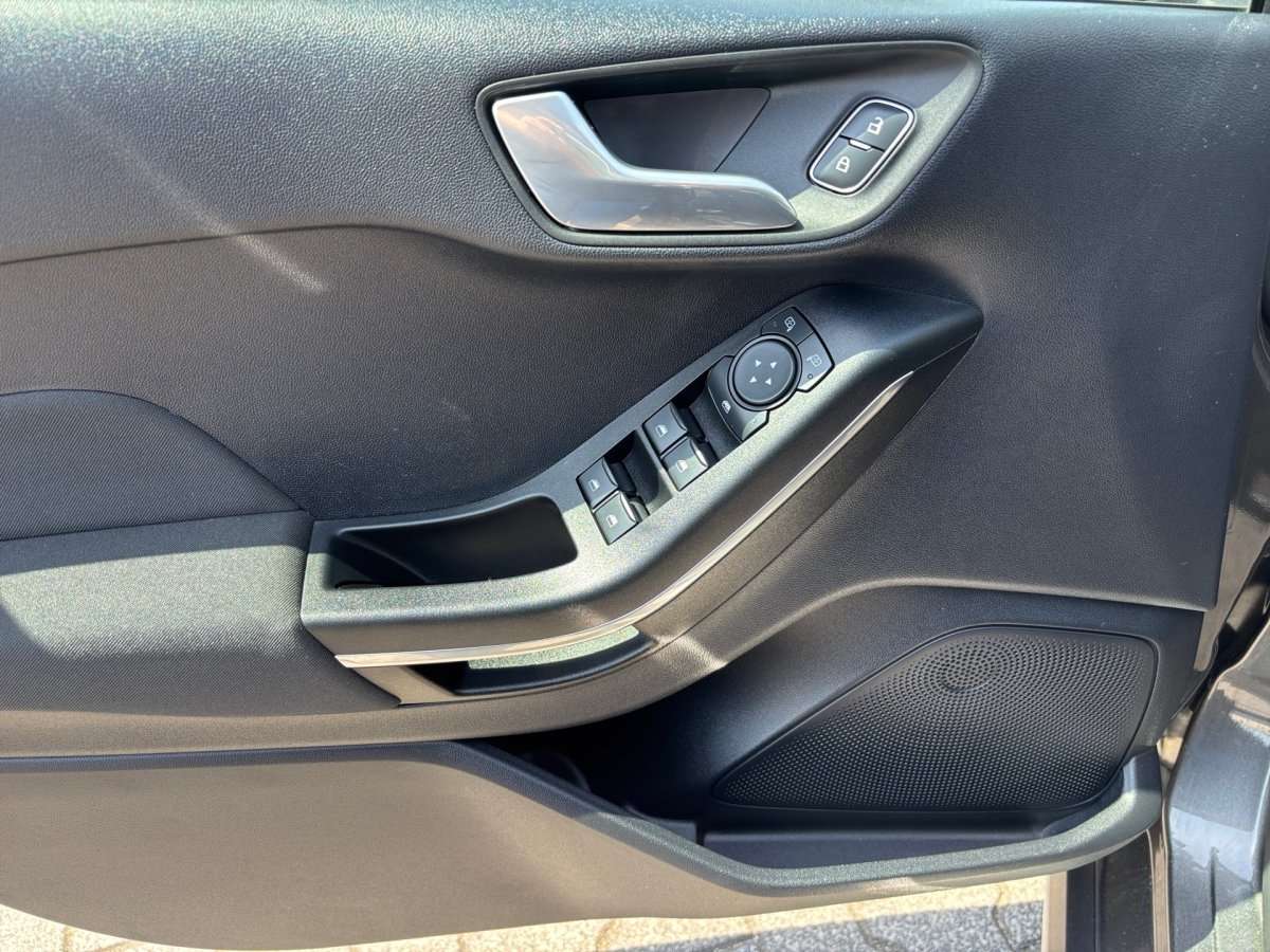 Fahrzeugbild eines Ford Fiesta