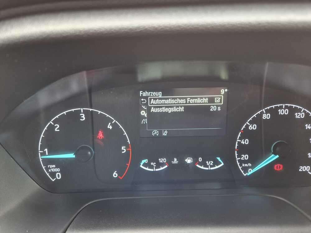 Fahrzeugbild eines Ford Transit
