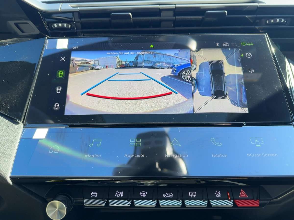 Fahrzeugbild eines Peugeot 408