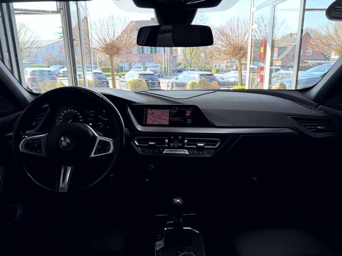 Fahrzeugbild eines BMW 1er-Reihe