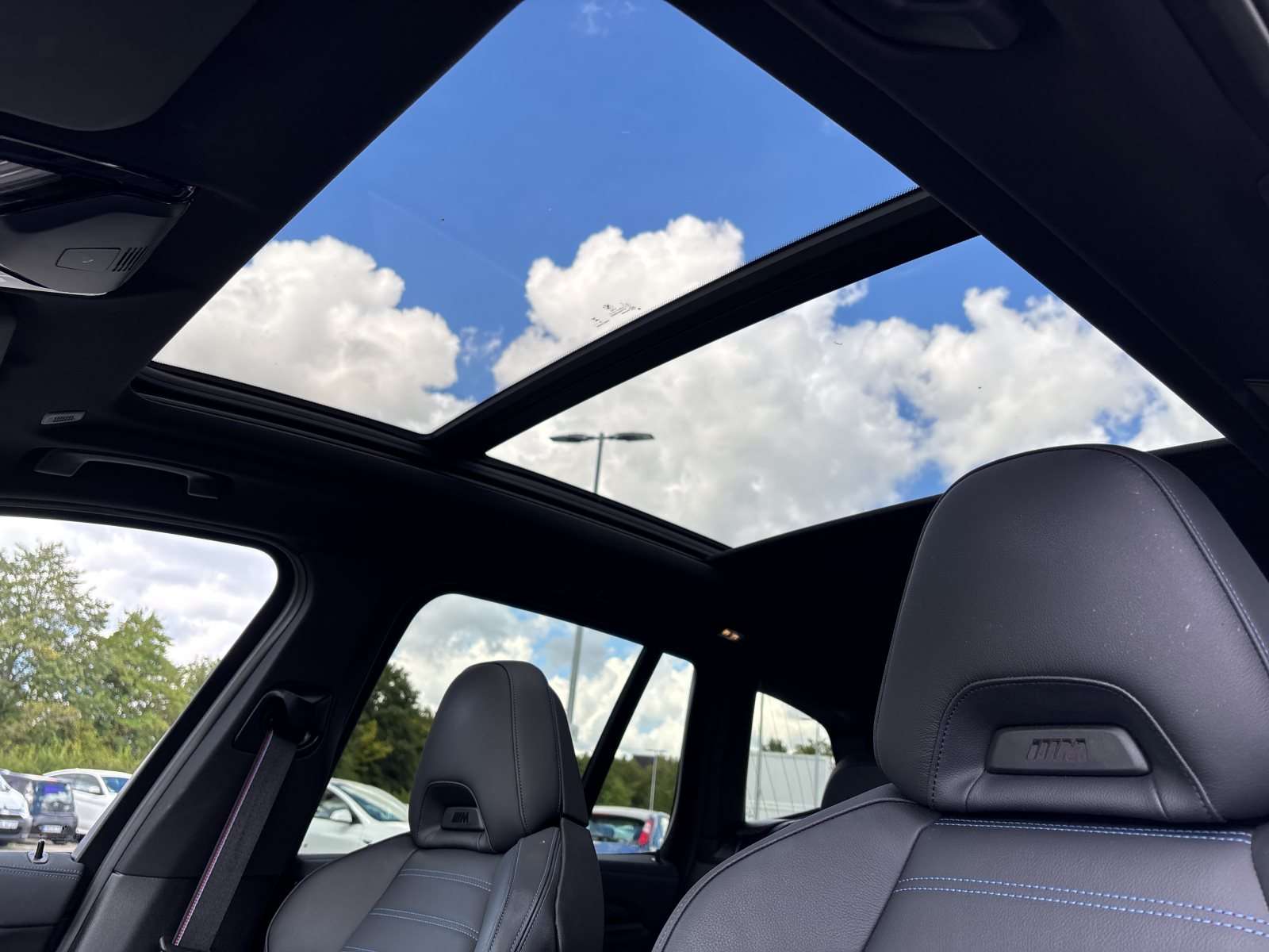 Fahrzeugbild eines BMW X3