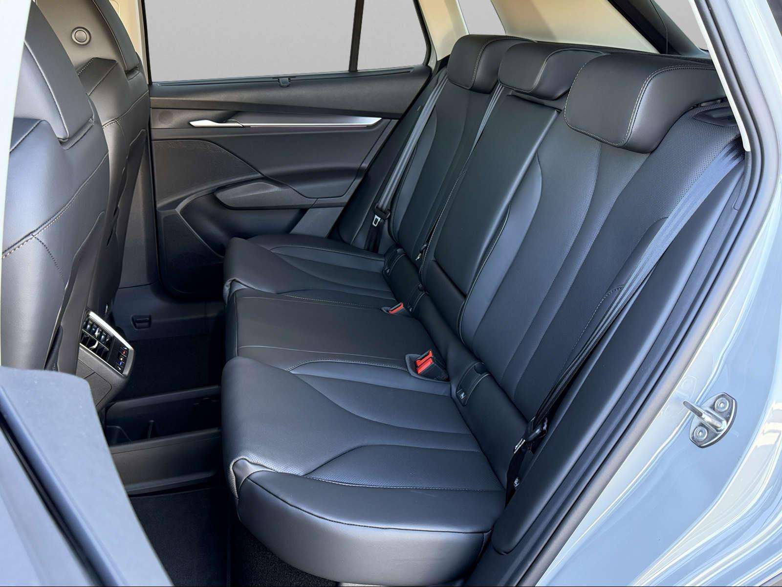 Fahrzeugbild eines Skoda ELROQ